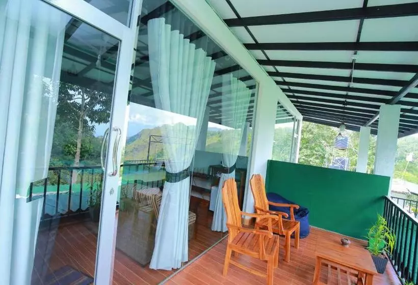 Bed and Breakfast Ella River Front