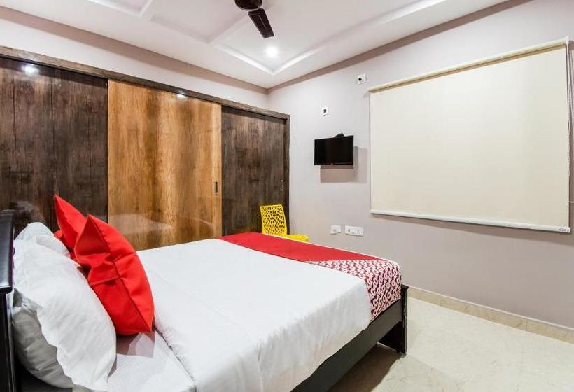 호텔 Capital O 37222 Kiran S Pride Service Apartment