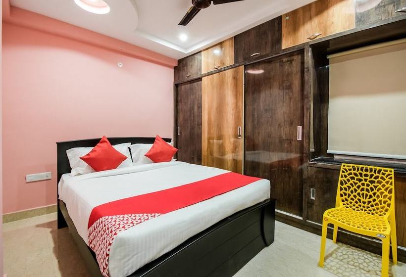 호텔 Capital O 37222 Kiran S Pride Service Apartment