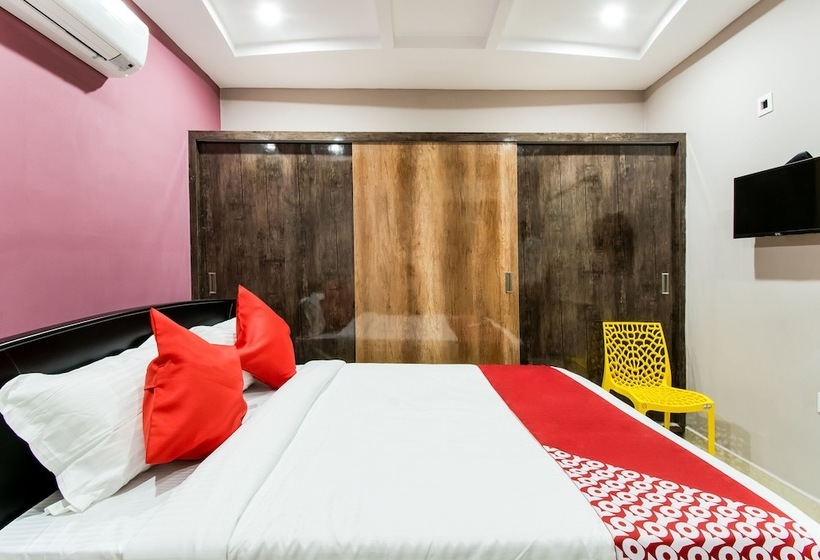 호텔 Capital O 37222 Kiran S Pride Service Apartment