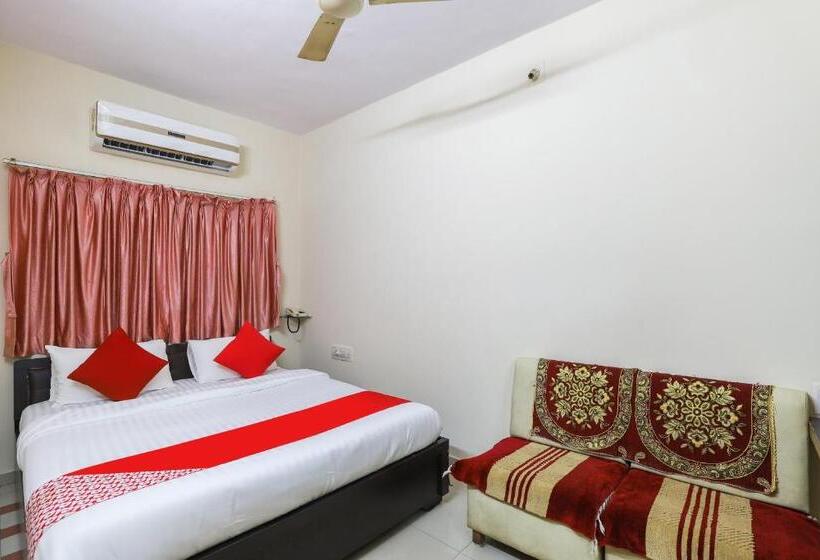 هتل Oyo 60599 Kabir Residency