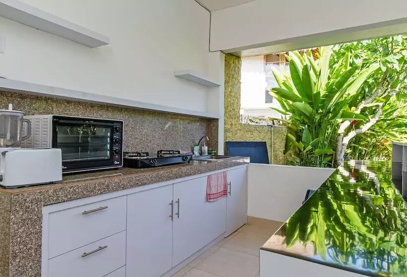 ペンション Keramahan Townhouse Bali