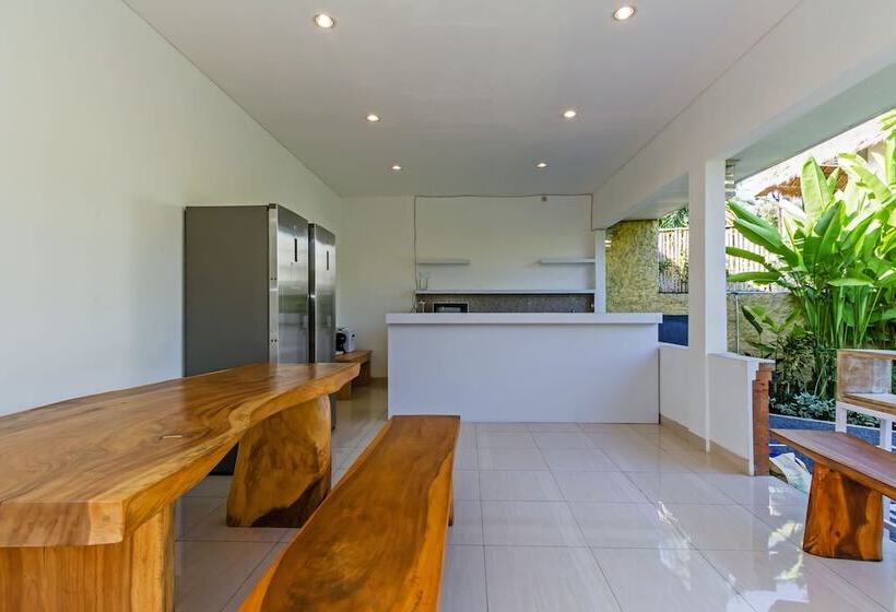 פנסיון Keramahan Townhouse Bali