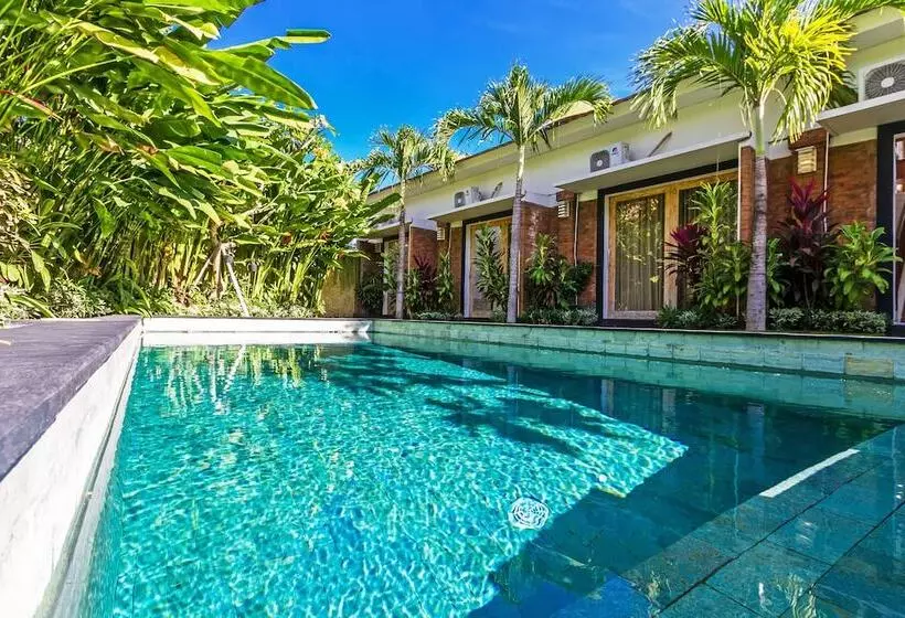 ペンション Keramahan Townhouse Bali