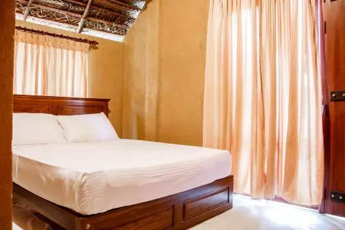 پانسیون Manusath Holiday Inn