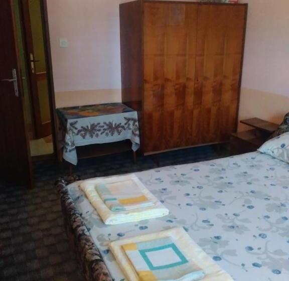 پانسیون Sobe Baosici Marina