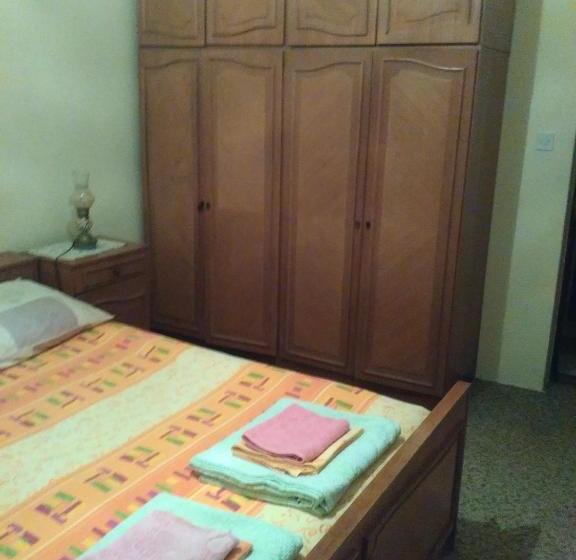 پانسیون Sobe Baosici Marina