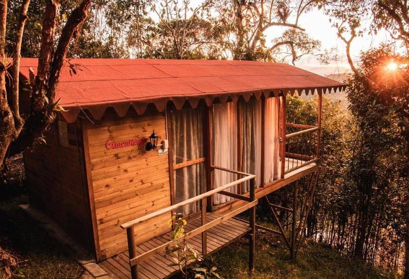 ユースホステル Nativos Real Guatape