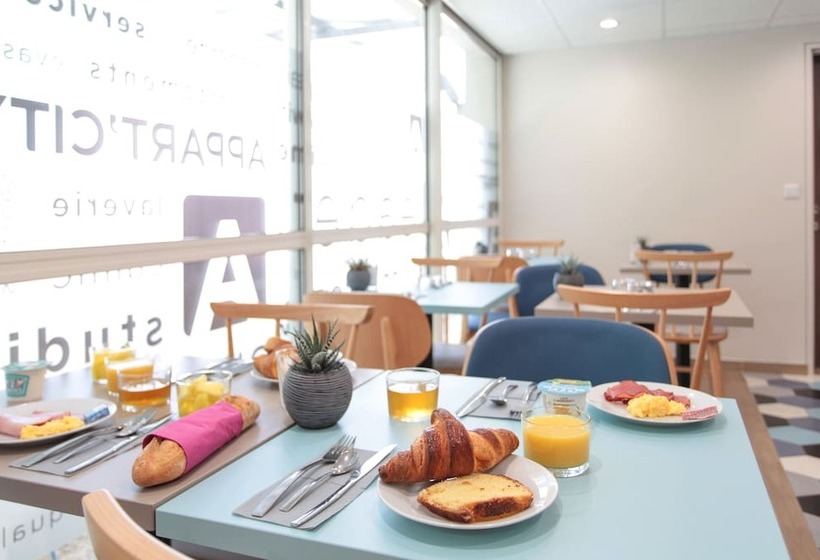 Appart City Classic La Rochelle Centre