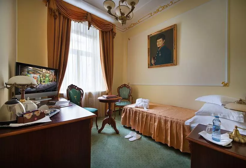 General Boutique Hotel & Wellness