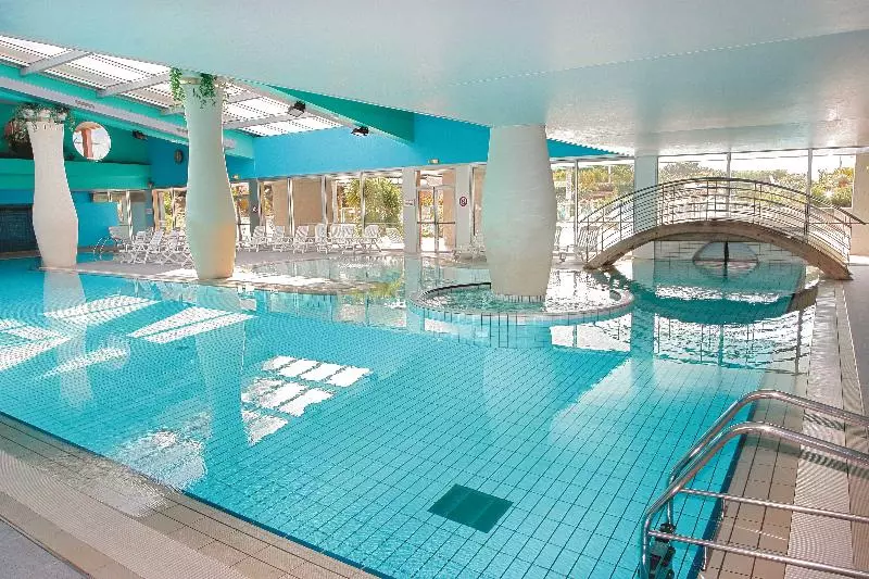 Отель Club Vacances Bleues Les Jardins De L Atlantique