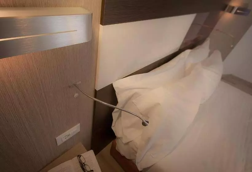 Genius Hotel Downtown