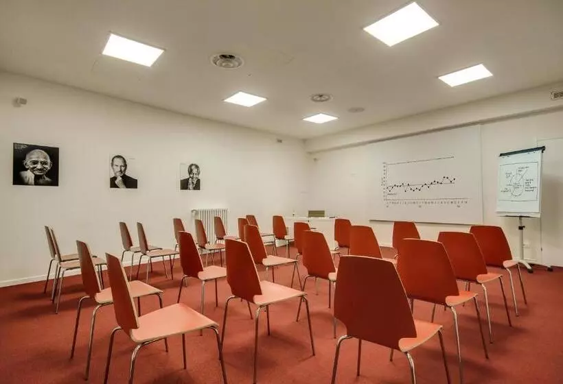 Genius Hotel Downtown