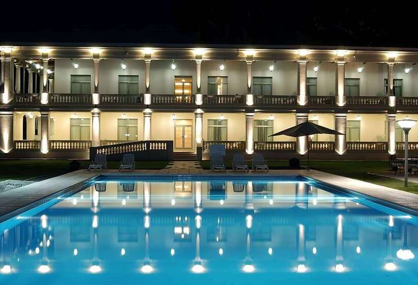 Howard Johnson Sierras Hotel Y Casino Alta Gracia