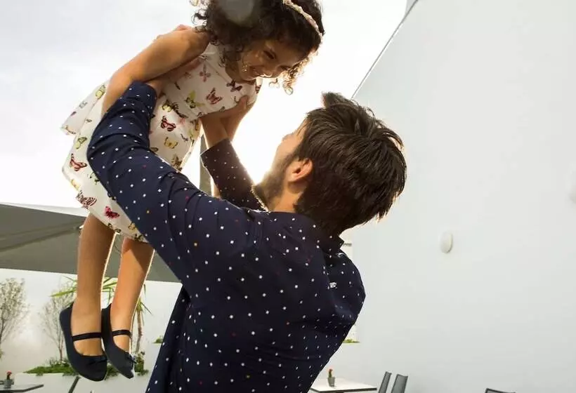 酒店 Ibis Casa Voyageurs