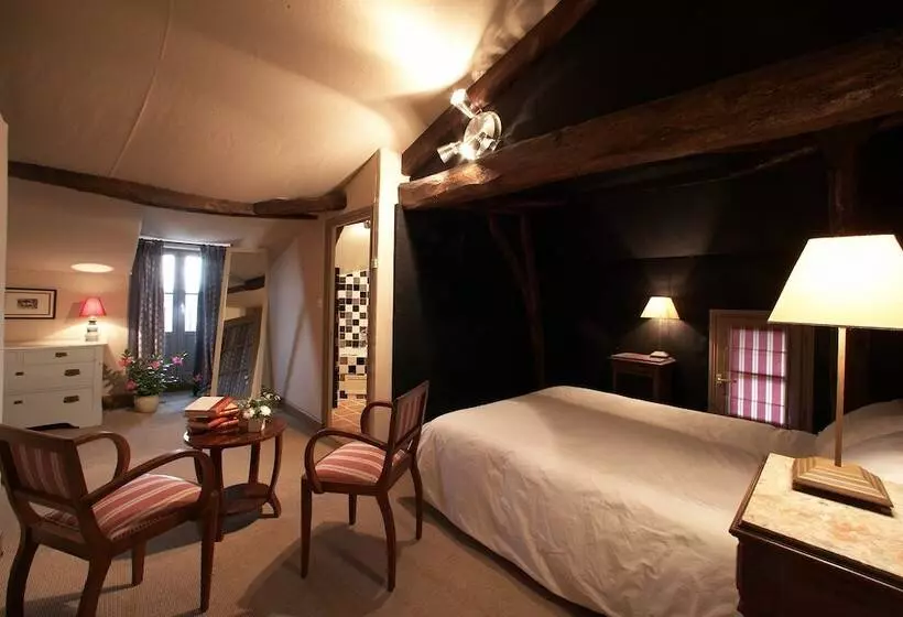 ホテル Logis Hôtel Le Boudoir