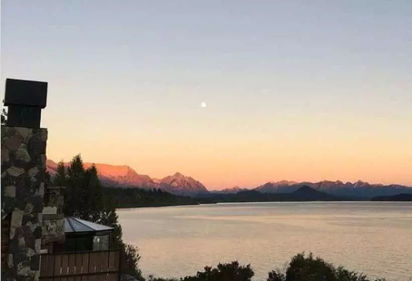 فندق Lirolay Suites   Apart