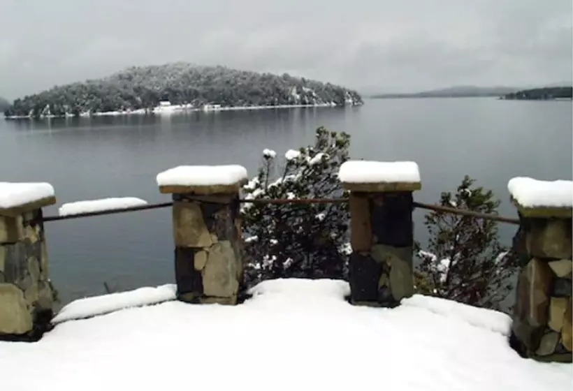 فندق Lirolay Suites   Apart