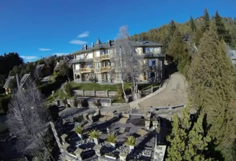 فندق Lirolay Suites   Apart