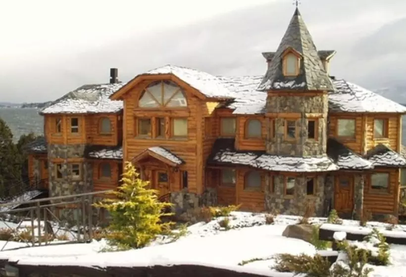 فندق Lirolay Suites   Apart