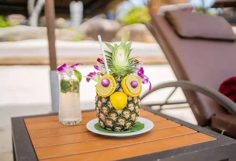 ホテル Anavana Beach Resort