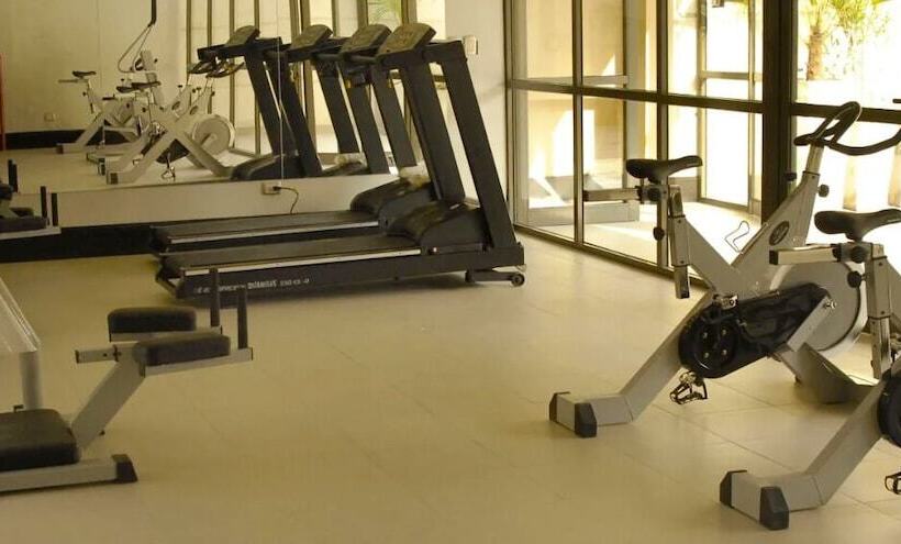 فندق Premium Tower Suites