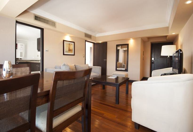 فندق Premium Tower Suites