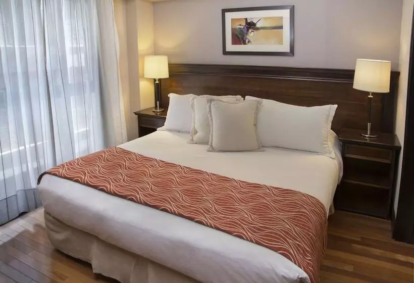 Hotel Premium Tower Suites