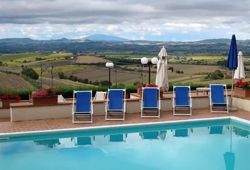 هتل Relais Villa Petrischio