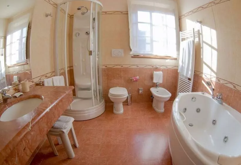 هتل Relais Villa Petrischio