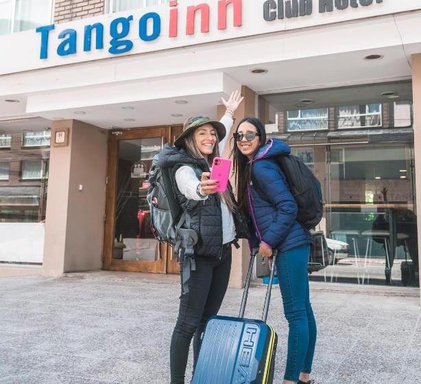 هتل Tangoinn Club