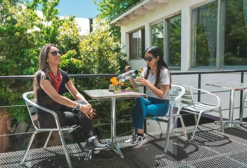 هتل Tangoinn Club