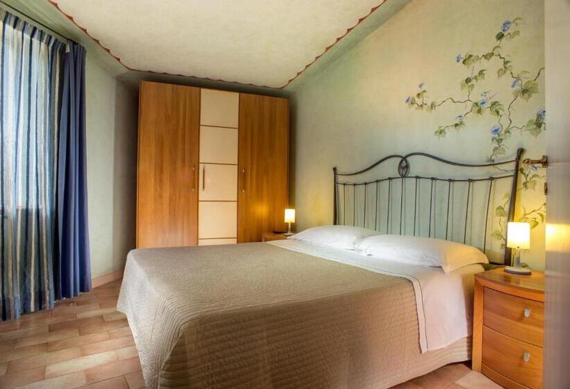 ホテル Verdeborgo