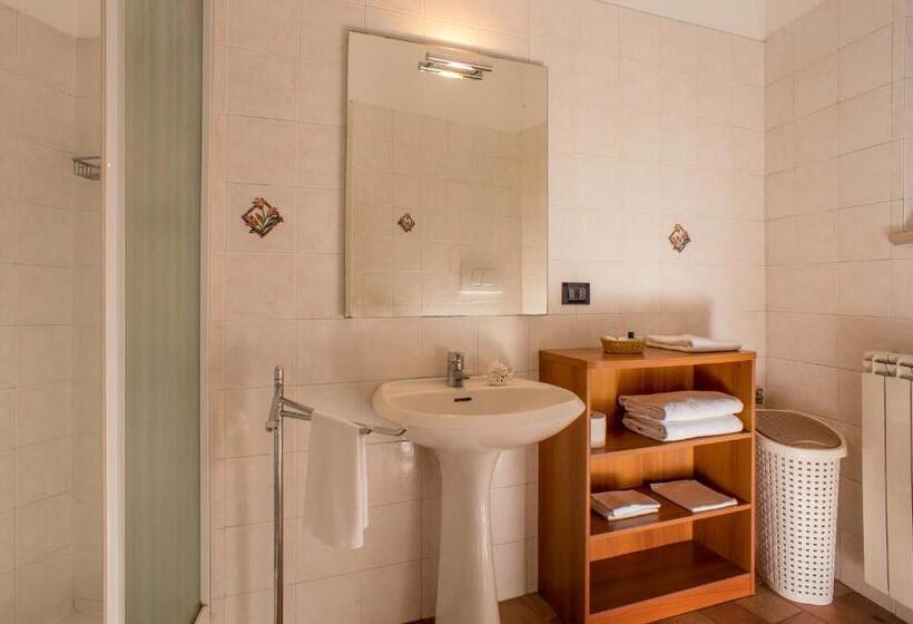 ホテル Verdeborgo