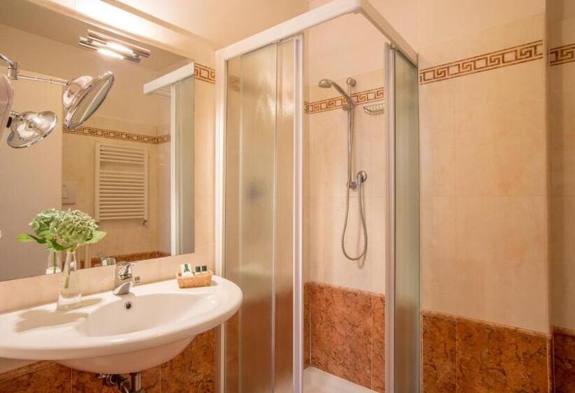 ホテル Verdeborgo