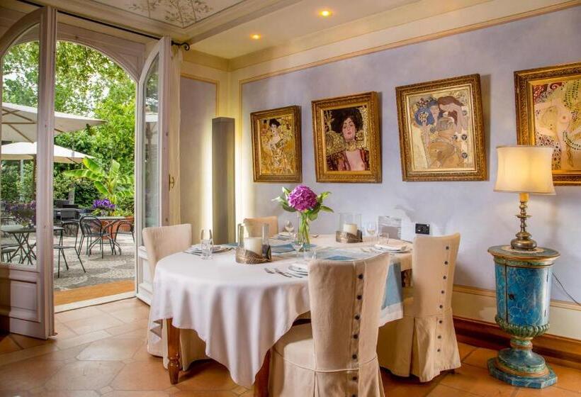 ホテル Verdeborgo