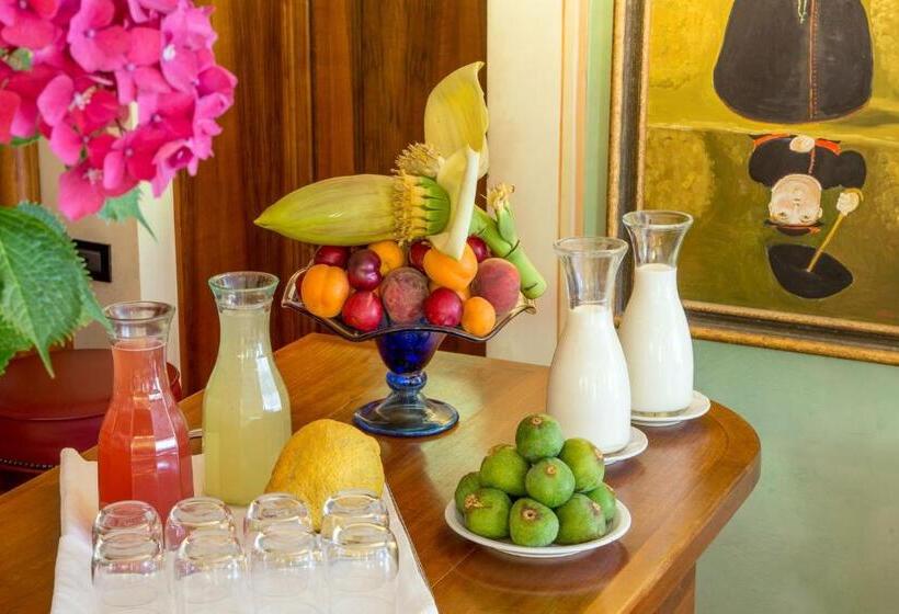 ホテル Verdeborgo