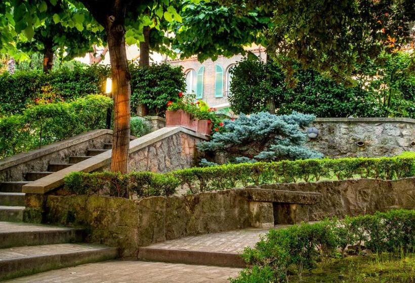 ホテル Verdeborgo