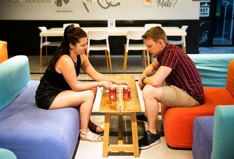 هتل Viajero Hostel Buenos Aires