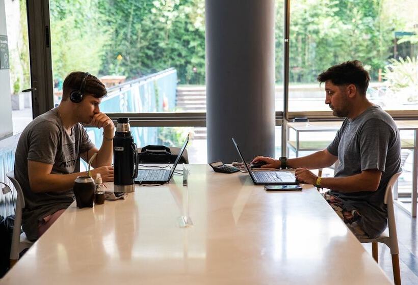 هتل Viajero Hostel Buenos Aires