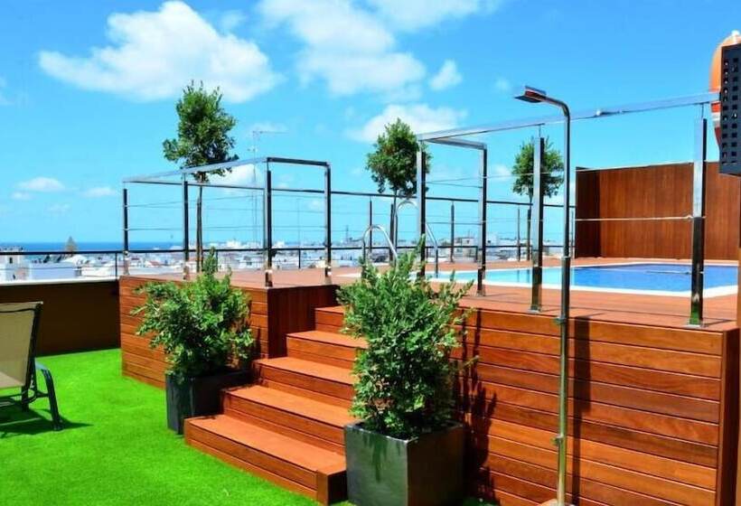 Y Apartamentos Conilsol