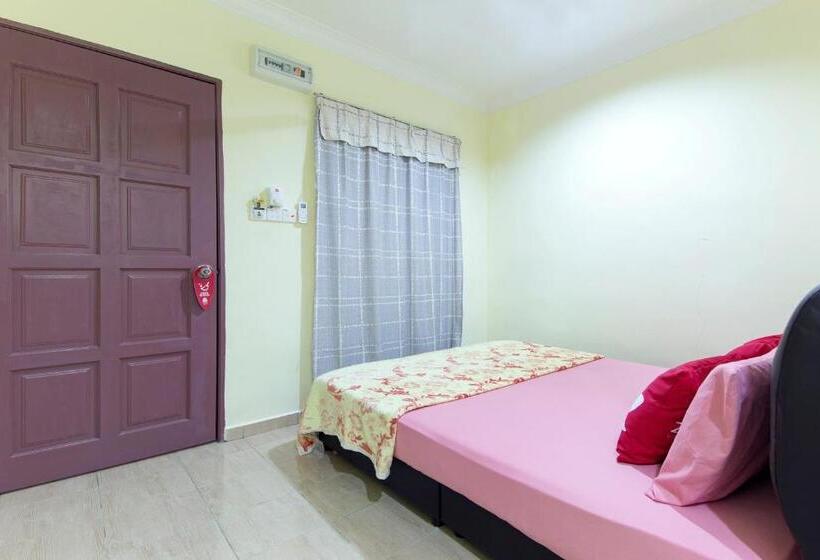 فندق Kampung Guest House   Hostel
