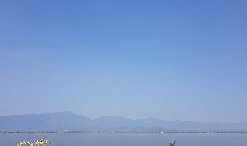 Отель ฤกษ์ดี Rerkdee Bed And Breakfast