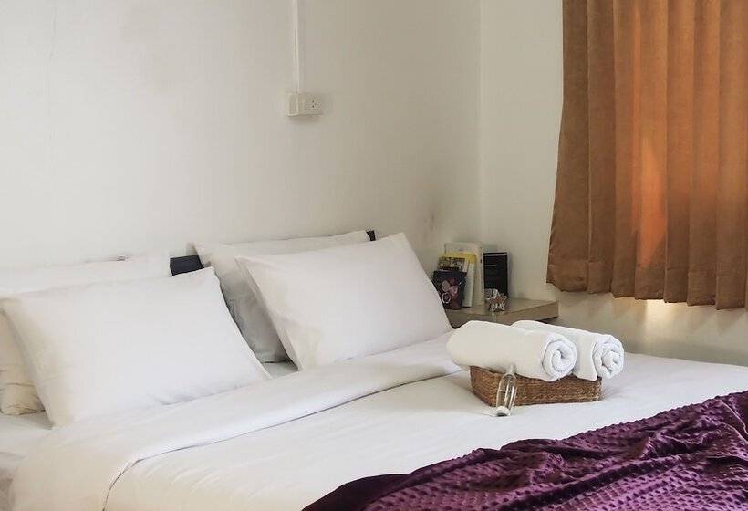 Отель ฤกษ์ดี Rerkdee Bed And Breakfast