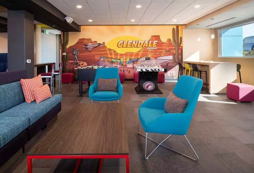 هتل Tru By Hilton Phoenix Glendale Westgate, Az