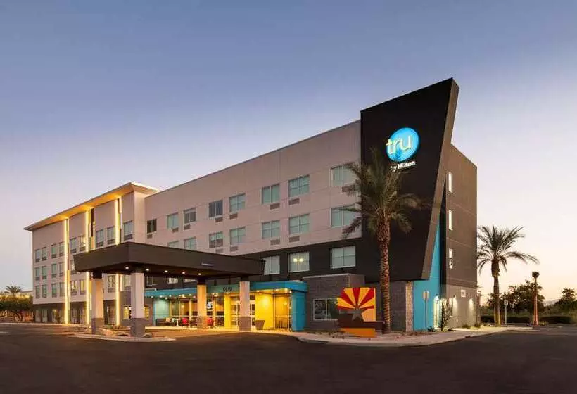هتل Tru By Hilton Phoenix Glendale Westgate, Az