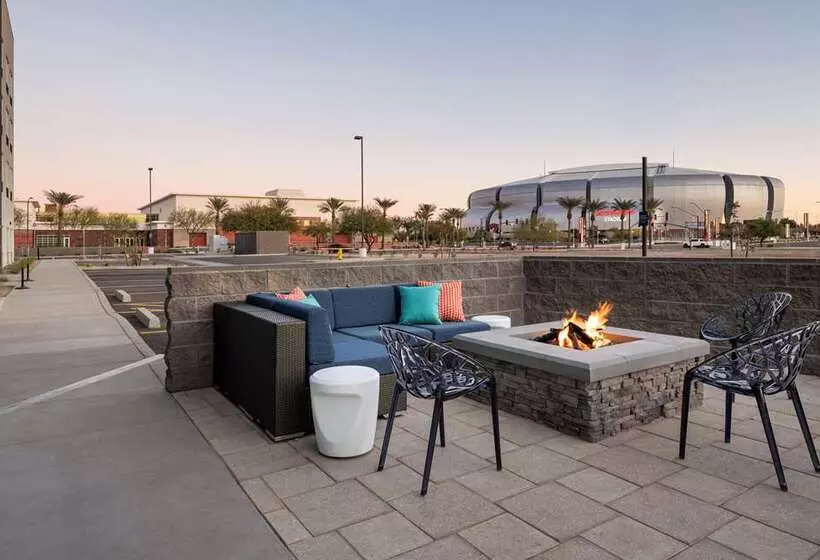 هتل Tru By Hilton Phoenix Glendale Westgate, Az