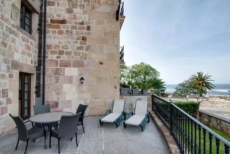 Apartamentos Costa Esmeralda