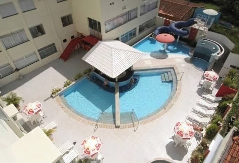 Hot Star Thermas Hotel   No Centro De Caldas Novas