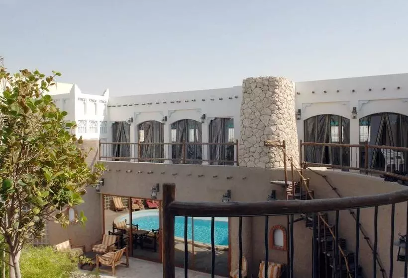 هتل Al Liwan Suites
